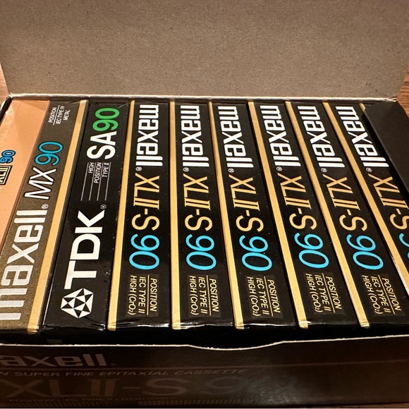 Lot (10) Maxell XLII-S 90 New Super Fine Epitaxial Cassette Tapes - Picture 2 of 4